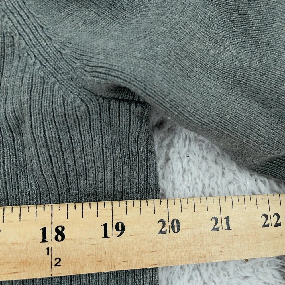 Marmot Quarter Zip Pullover Sweater Mens Medium Gray Wool‎ Blend Shoulder Patch